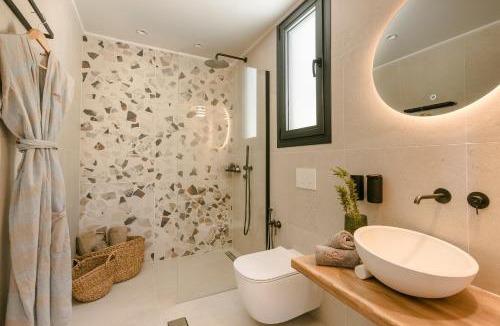 Ratzakli House | Hilaritas Suites Kefalonia, Luxury Villa-Style Suites with Private Pool & Stunning Sea Views