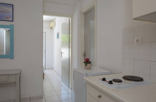 Elounda Apartment | Hiona Seaside