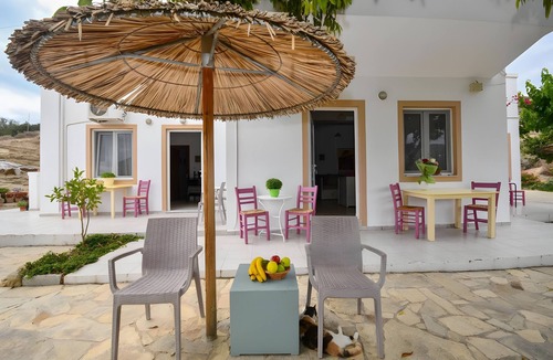 Mirtos Apartment | Holiday Apartment "Kallithea" with Sea View, 2 Shared Terraces & Wi-Fi