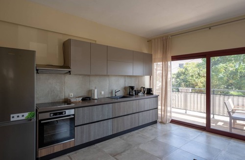 Skala Apartment | Holiday Apartment "Katemari 2" with Sea View, Terrace & Wi-Fi