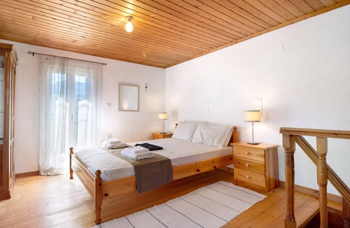 Kariotai Apartment | Holiday Apartment 'Oceanida Aelia Room'