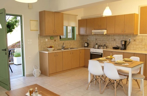 Pitharion House | Holiday apartment Stalos for 1 - 4 persons with 1 bedroom - Holiday house