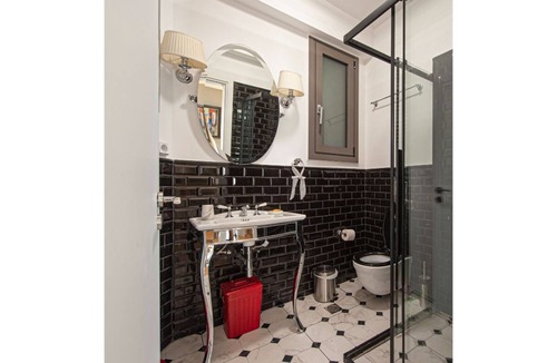 Nea Smirni Apartment | Holiday Apartment Vicky s Art Home with Balcony & Wi-Fi