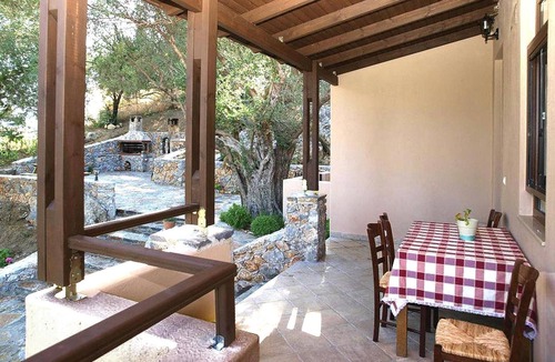 Apokoronas House | Holiday home with pool
