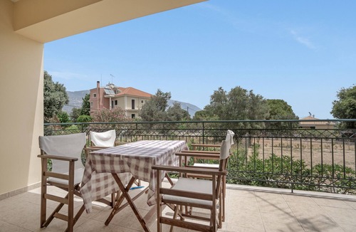 Spartia House | Holiday Home 'Casa Miranda' with Sea View, Wi-Fi and Air Conditioning
