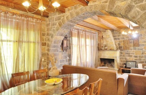 Prina House | Holiday home in Prina near Agios Nikolaos