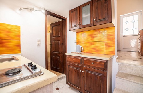 Livadia House | Holiday Home 'Olympus Tilos Apt Double A2 ' with Mountain View, Wi-Fi and Air Conditioning