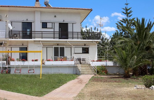 Kilada House | Holiday house directly at the sea, large garden, wifi | Argolis, Peloponnese