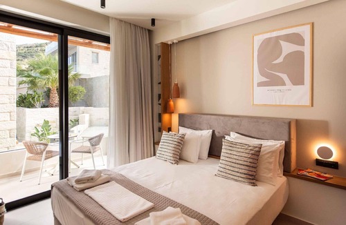 Limeniskos House | Holiday house Kissamos Kriti for 1 - 16 persons with 7 bedrooms - Holiday home