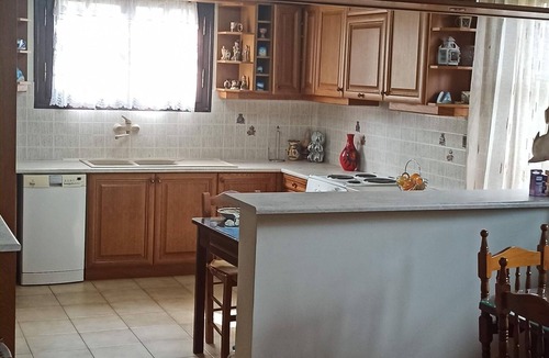 Paralia Porovitsis House | Holiday two-floor 133 square meters house with large garden and lemon trees.