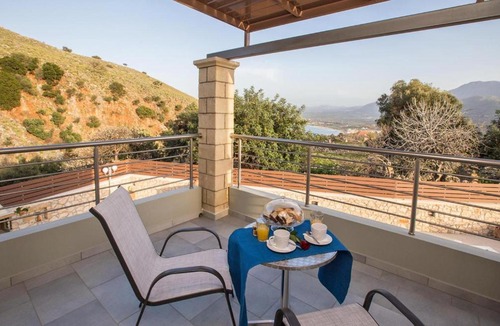 Georgioupolis Villa | Holiday Villa Stone & Green, 2 km From Beach with BBQ & Childrens Area!