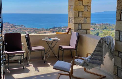 Lefktro House | Horizon Villa Mani - Seaview Family Friendly House