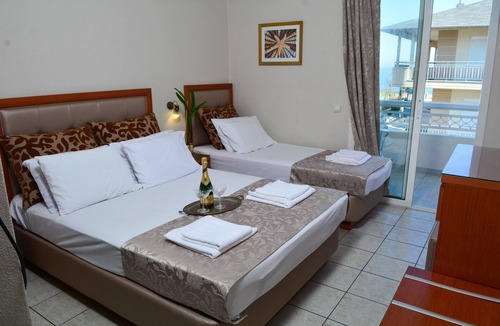 Olymbiaki Akti Hotel | Hotel Hermes