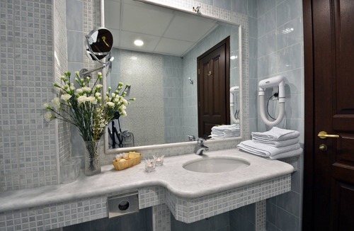 Skopelos Hotel | Hotel Prince Stafilos