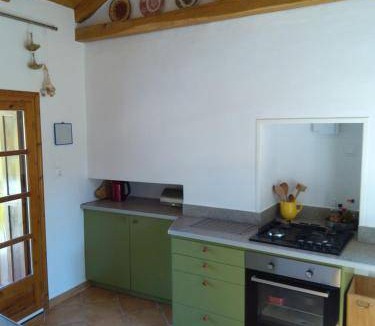 Lesbos House | House ∙ 3 bedrooms ∙ 5 guests