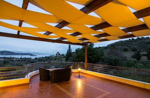 Salamis House | House ∙ 4 bedrooms ∙ 8 guests
