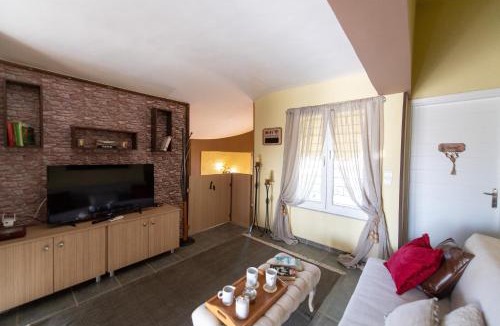 Valimitika House | HOUSE NEFELI