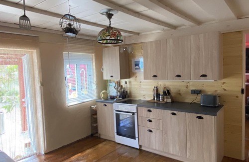Roussospiti House | House of character with swimming pool private and seen on sea