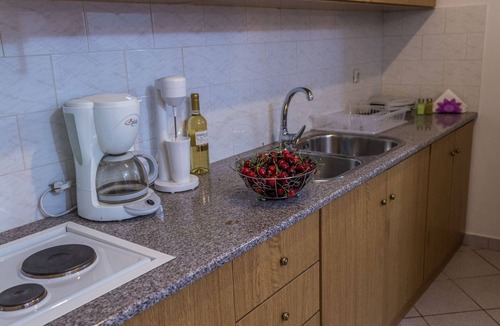 Makrirrakhi Apartment | House of Gardenia