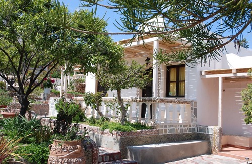 Ammoudara Villa | Ideal place for family near the beach with garden