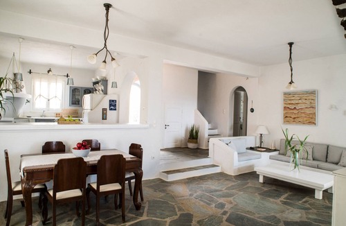 Paros House | Idyllic Views House for 6!