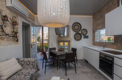 Old Town Rethymnon House | In the old historical town of Rethymno,Daphne Luxury Home with a private pool