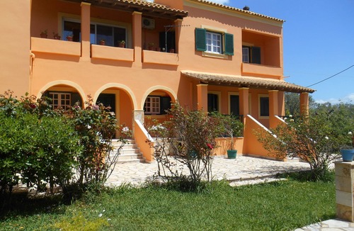 Melikia Apartment | In Villa Nikoli private apartment sleeps 5 AMA 223322
