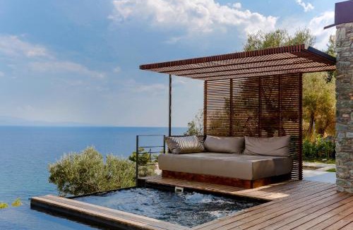 Plomari Villa | Infinity Villa