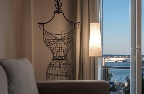 Old Quarter Apartment | Ioanna Bayview Luxury Apartment 2BDR