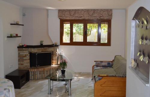 Kastro House | Ionian Sea Base Floor Villa Apartment at Kyllini