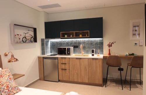 Thissio Apartment | IPELHOME-Avissinias Boutique Apartments
