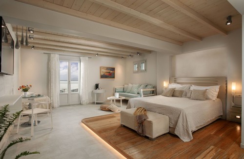 Agia Anna Hotel | Iria Beach art hotel