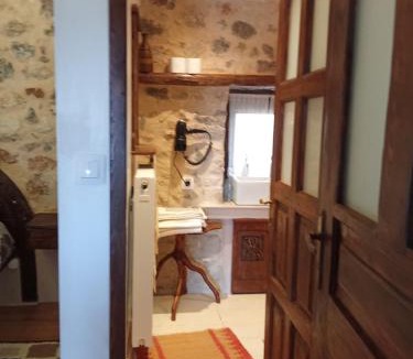 Dimitsana House | Irini's studios