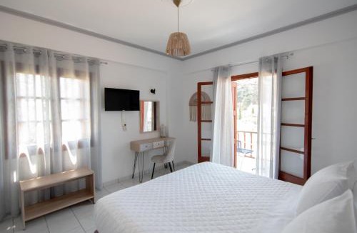 Agios Konstantinos Hotel | Iro's Residence