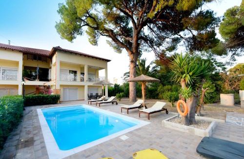 Ialyssos Apartment | Island Rodos Pool Suites