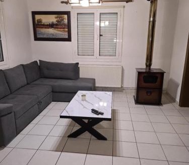 Mavromati Apartment | Jimmy's House