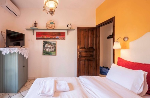 Paradhisos Hotel | Junior Suite with balcony