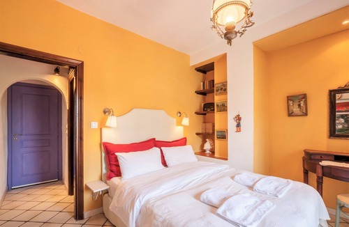 Paradhisos Bed & Breakfast | Junior Suite with balcony - Breakfast included