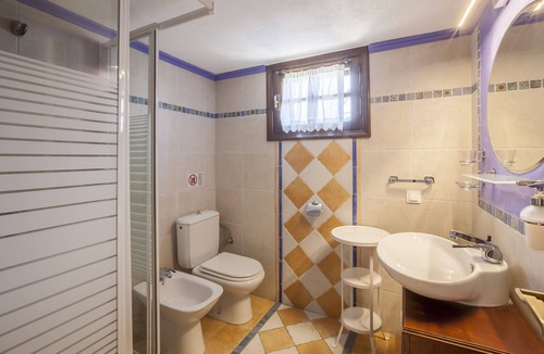 Paradhisos Bed & Breakfast | Junior Suite with balcony - Breakfast included