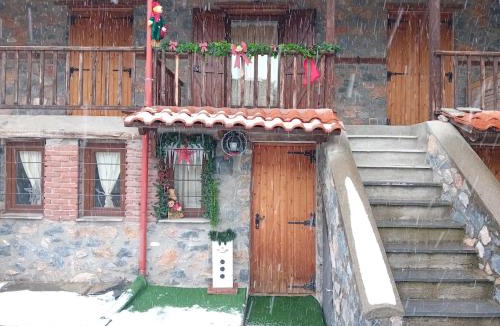 Aghios Athanasios Ski Chalet | Kaimak Whisper