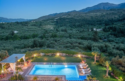 Pemonia Villa | Kalithea Villa Chania Crete Luxurious Country Villa