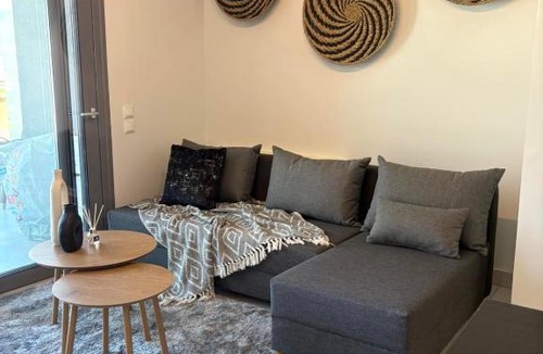 Kallithea Apartment | Kallitheas Maison with Shared Pool