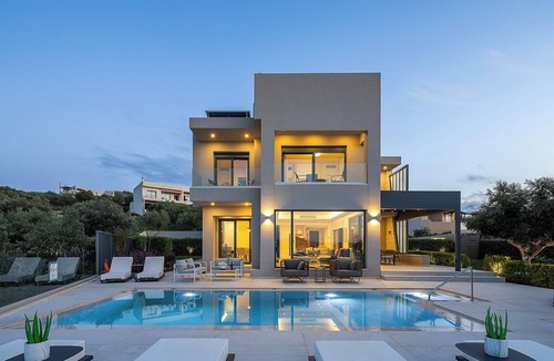 Kalyves Villa | Kalyves Royal Villa Free*heated pool,gym&seaview