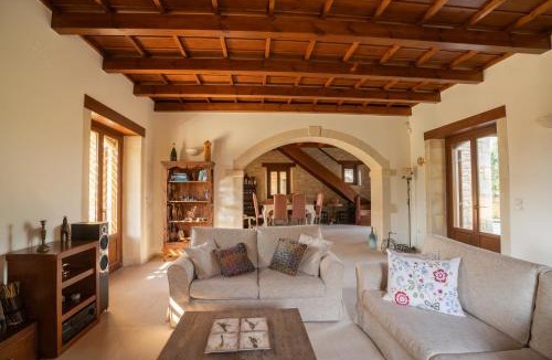 Rethymno Villa | Kapediana Villa