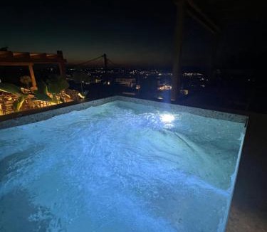 Koutouloufari Villa | Kaptara Premium Villa, Plunge Pool & Jacuzzis