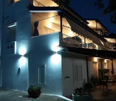 Rovies Apartment | karavagelis rooms