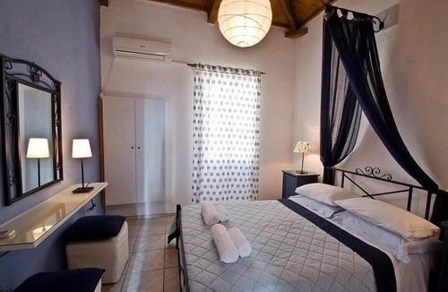 Skopelos House | Karavos Sea View Apartments