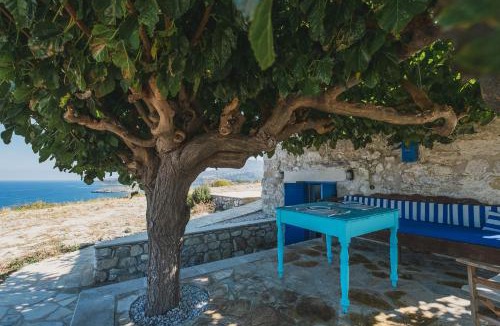 Kalyves House | Karavos View - An artists' hideaway Paradise