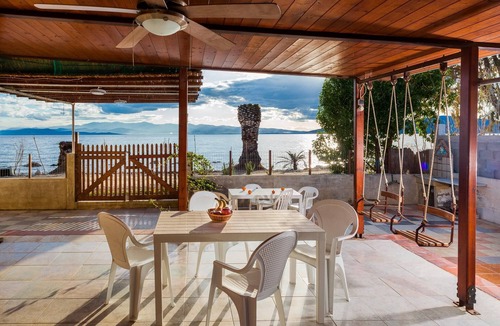 Agria House | Karnagio Seafront in Agria