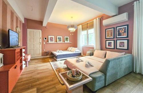 Pavlos Melas Apartment | Katrin's House with private parking